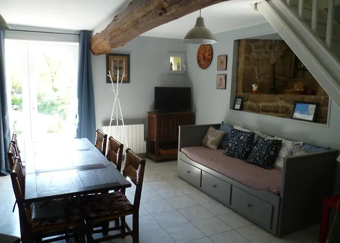 La Gilberdiere Holiday home La Rochelle-Normande