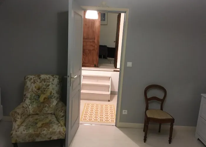 La Gilberdiere Holiday home La Rochelle-Normande